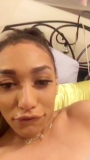 Crazy Xxx Clip Vertical Video Craziest Show