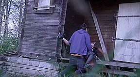 elle voulait se faire prendre dans une cabane abandonnée