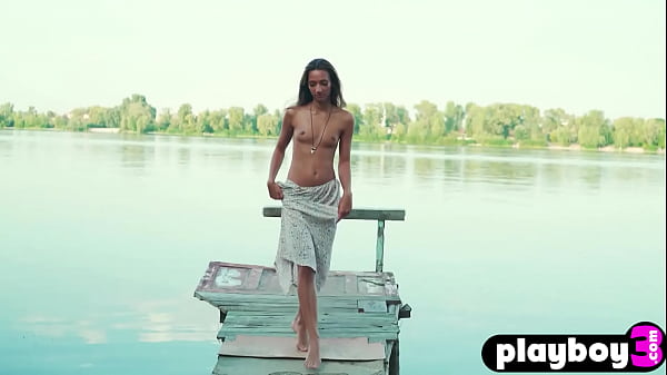 Playboy3.com – Beautiful natural teen babe Kenya posed naked and showed her perfect body