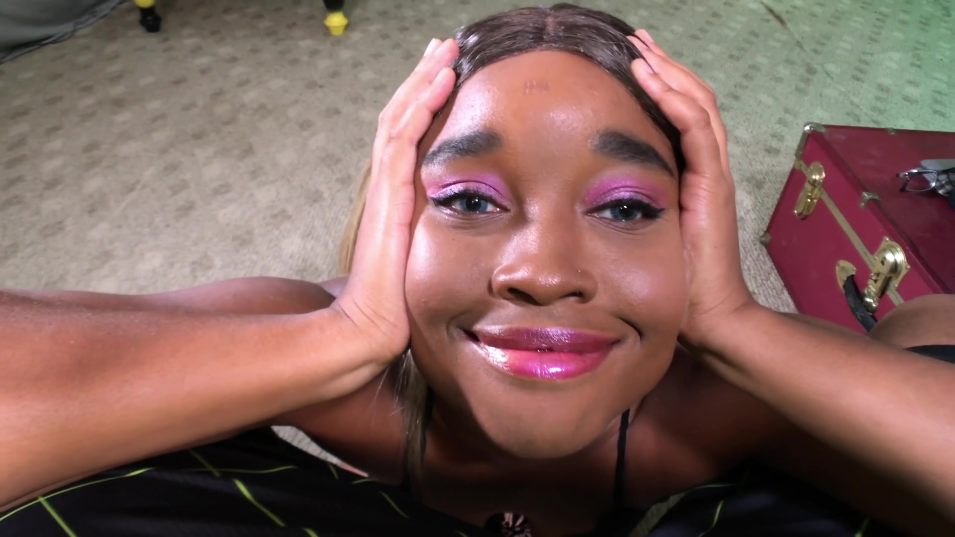 Hot Teen 18+ Slut That Loves Sucking On A Big Dick