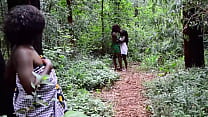 Cheating African MILF wants a taste of her best friends pussy
